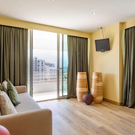 Divine Marina Apartment W/ Pool & Garden By Lovelystay Quarteira Luaran gambar